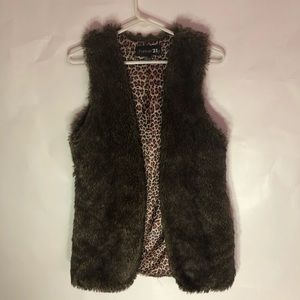 Forever 21 Leopard Print Vest ❄️